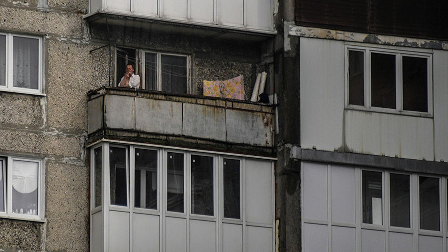 Четырехлетний ребенок выпал с балкона в Нижнем Тагиле