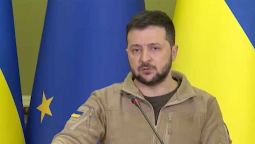 Зеленский заявил, что на Азовстали находятся около тысячи гражданских