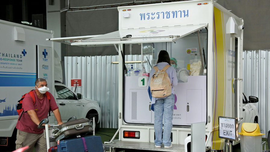Bangkok Post: Таиланд планирует вернуть подтверждение вакцинации от COVID-19 для туристов