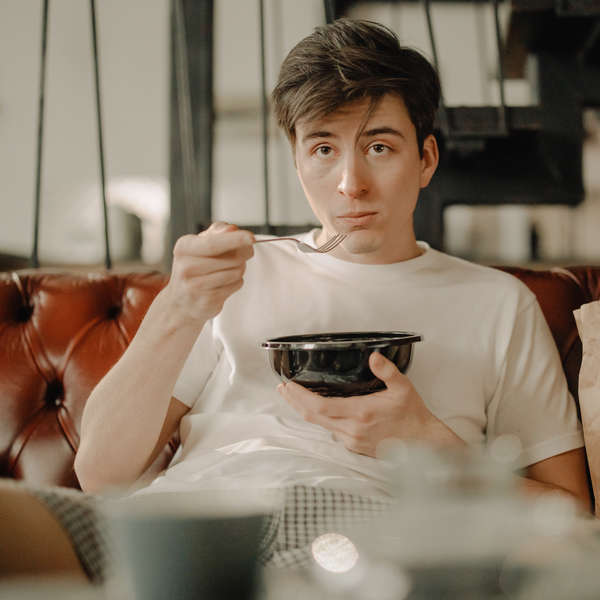 Россиянам объяснили, как не отравиться едой из&nbsp;автоматов 