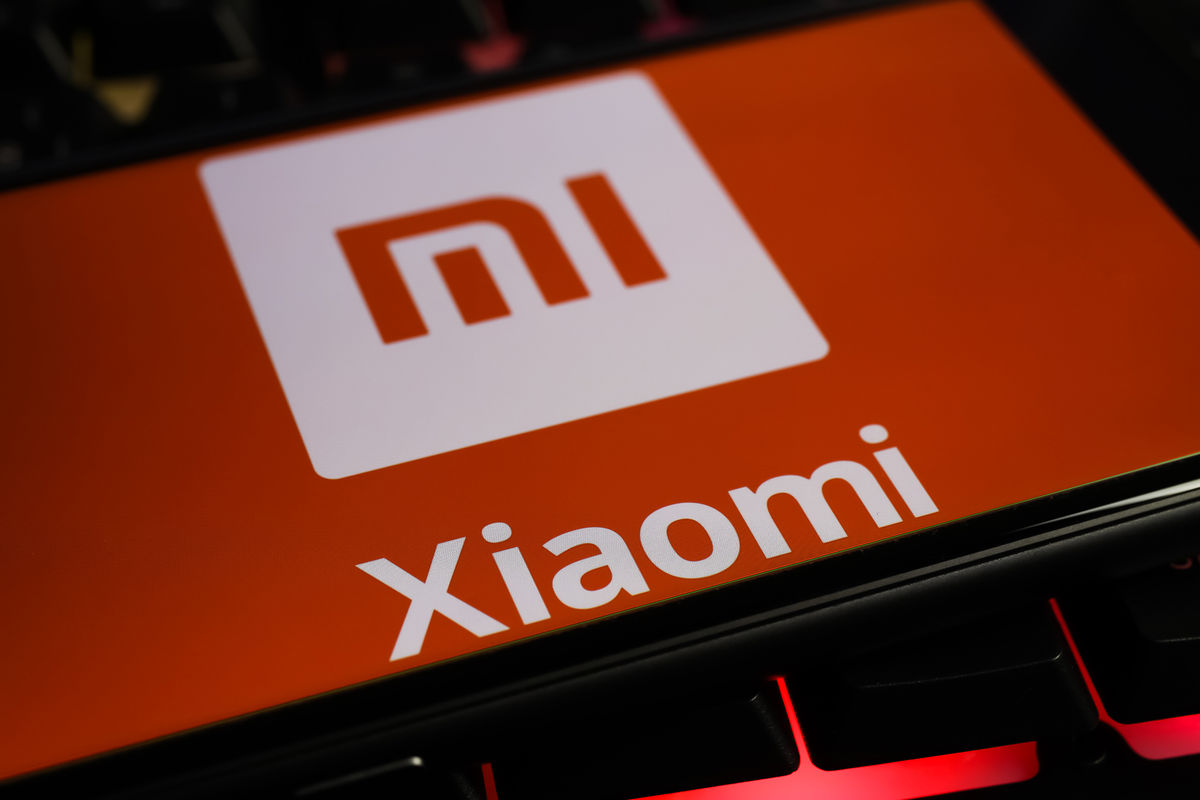 Xiaomi заблокировала смартфоны в отдельных регионах мира, включая Россию -  Газета.Ru