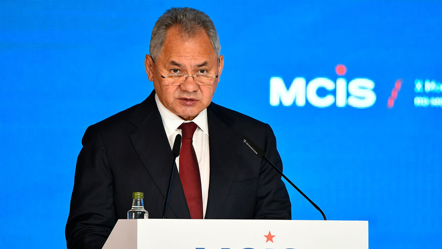 Шойгу: cистему управления и связи ВС РФ усовершенствуют с применением ИИ
