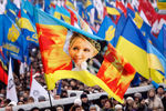 В Киеве в митинге за евроинтеграцию принимают участие более 50 тыс. человек