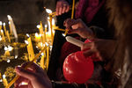 Жители Еревана накануне празднования Рождества Христова
