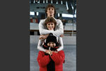 1985 год. Татьяна Тарасова (внизу) со своими воспитанниками Натальей Бестемьяновой и Андреем Букиным на тренировке