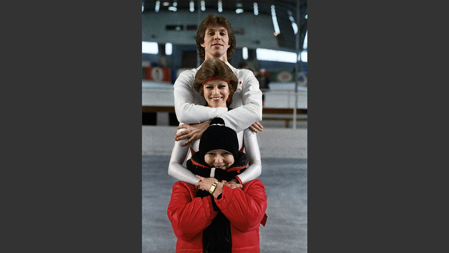 1985 год. Татьяна Тарасова (внизу) со своими воспитанниками Натальей Бестемьяновой и Андреем Букиным на&nbsp;тренировке