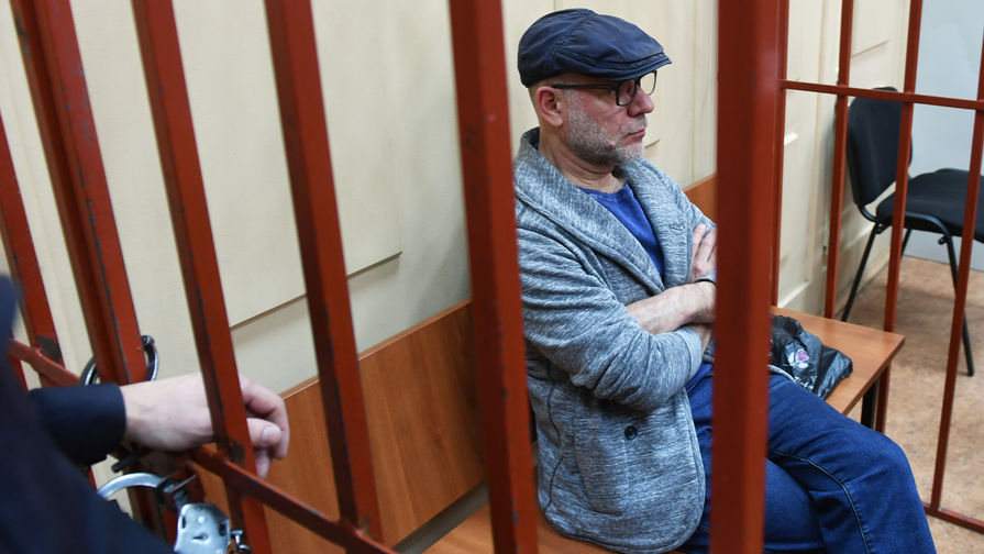 Бывший директор Гоголь-центра Алексей Малобродский в Басманном суде Москвы, 17 октября 2017 года