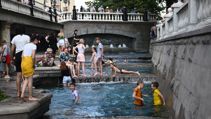 Врачи рассказали россиянам, чем можно заразиться при купании в городских реках