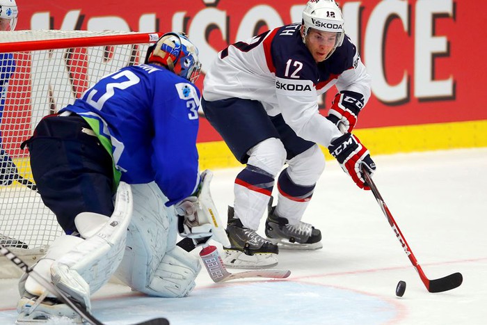 Сборная США обыграла Словению на чемпионате мира по хоккею