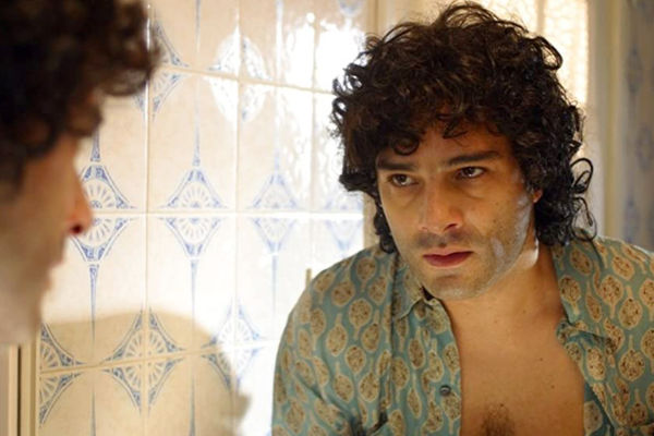 Кадр из фильма «Марадона: Рука Бога» (2007)