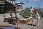 На игровой площадке детского сада «Снегурочка» в Южно-Сахалинске, 1973 год