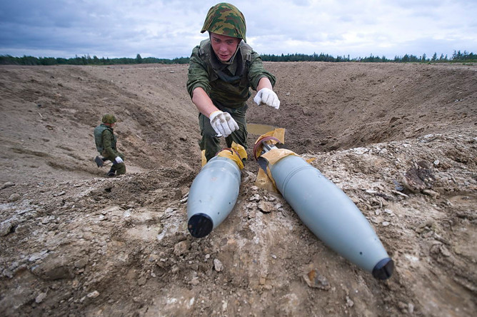 Утилизация снарядов на одном из полигонов в Ленинградской области