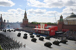 Парадные расчеты и военная техника на Красной площади в Москве на военном параде, посвященном 80-летию Победы в Великой Отечественной войне, 09 мая 2025 года