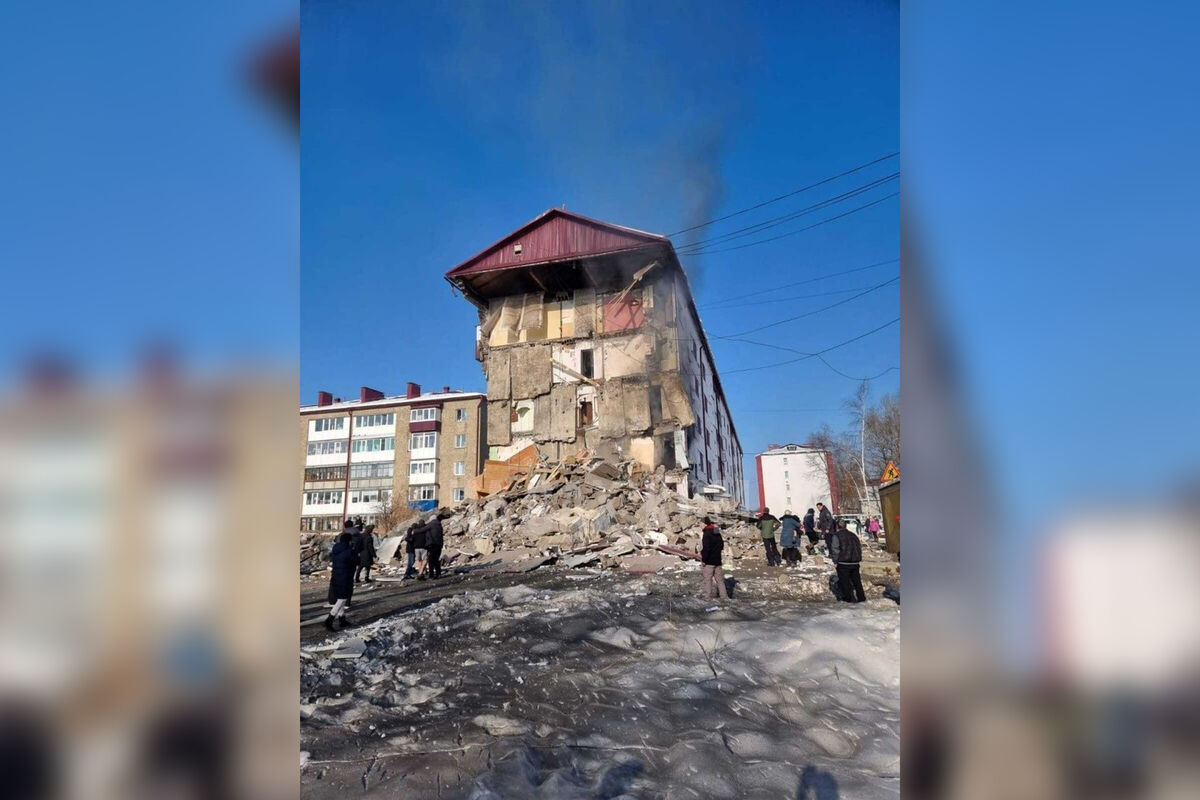 Экстренные службы: число погибших при взрыве в доме на Сахалине выросло до  10 - Газета.Ru | Новости