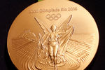 Золотая медаль Олимпийских игр 2016 года в Рио-де-Жанейро