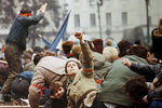 Участники противостояния на Республиканской площади в Бухаресте, 23 декабря 1989 года