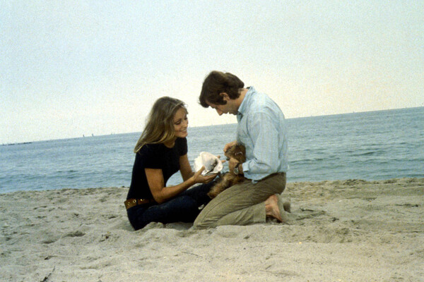 Шэрон Тейт и Роман Полански на&nbsp;пляже в&nbsp;Лос-Анджелесе, 1969&nbsp;год