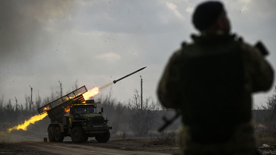 Российские войска ударили по военным объектам в Очакове
