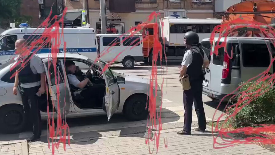 Движение в центре Ростова-на-Дону перекрыли из-за захвата заложников