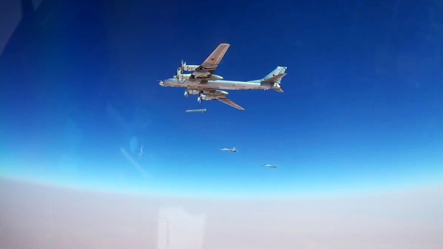 Пуск бомбардировщиком Ту-95МС крылатой ракеты Х-101 по объектам ИГ (запрещенная на территории РФ международная террористическая организация «Исламское государство») в Сирии