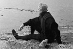 Актер Иннокентий Смоктуновский в роли Гамлета на съемках фильма «Гамлет», 1963 год