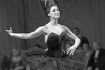 Майя Плисецкая в роли Одиллии в балете П.И.Чайковского «Лебединое озеро», 1958 год