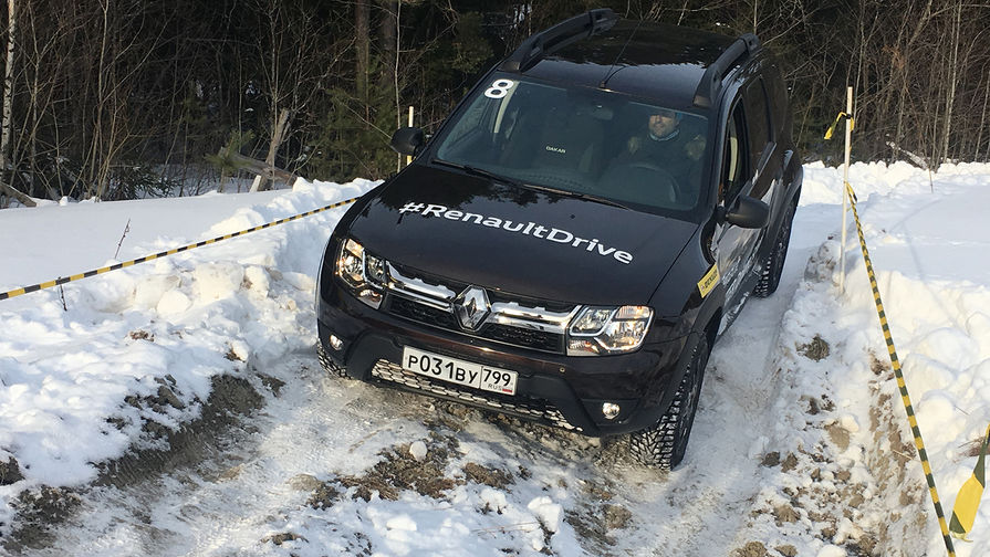 Renault Duster на&nbsp;снежном бездорожье