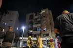 Пострадавшее в результате удара ракеты здание в Тель-Авиве, 7 октября 2023 года
