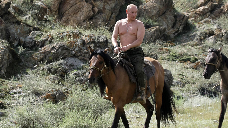 В Британии чиновник попытался подражать Путину и попал под следствие