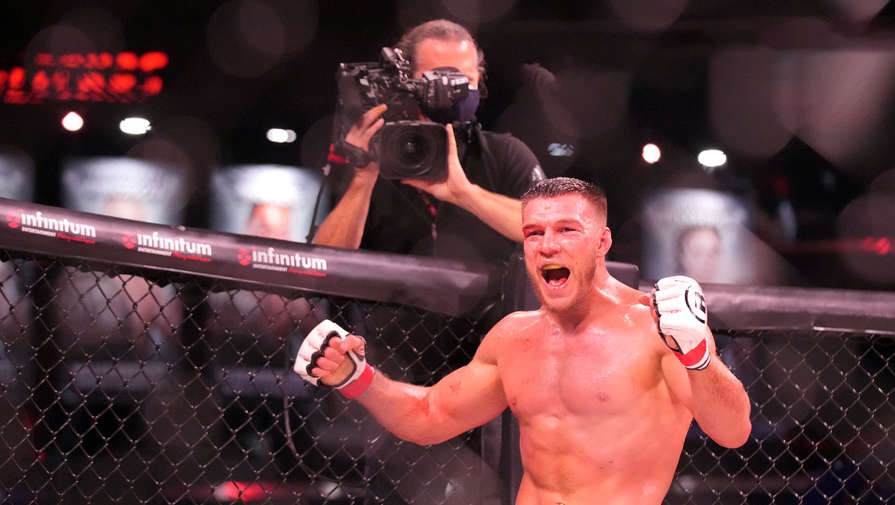 Бой россиянина Немкова на турнире Bellator 290 отменен