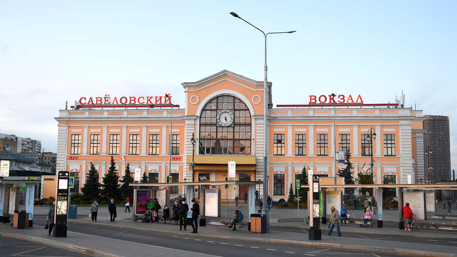 Из-за подозрительного предмета были эвакуированы люди из одного вокзала в Москве