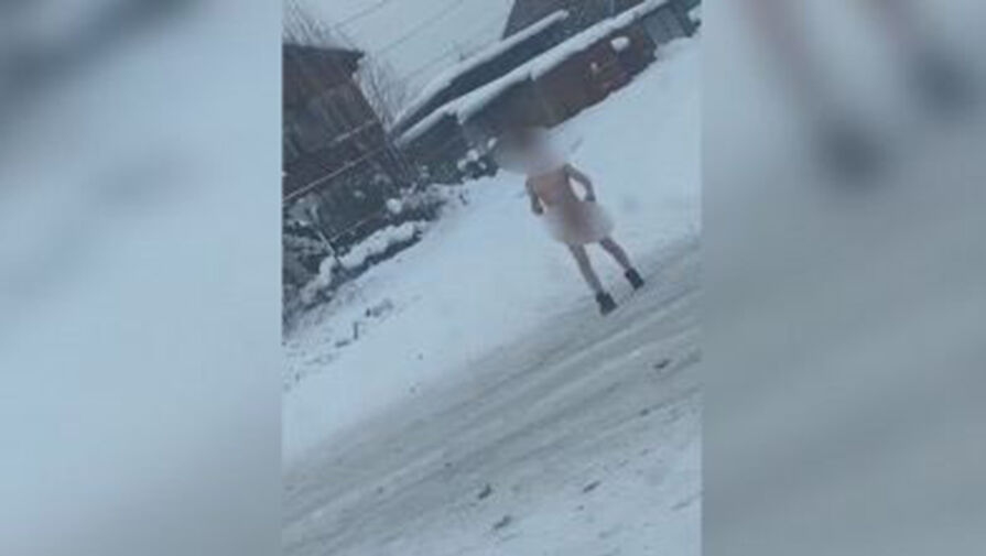 Жителя Бодайбо привлекли за хулиганство после проигрыша в карты и прогулки голышом
