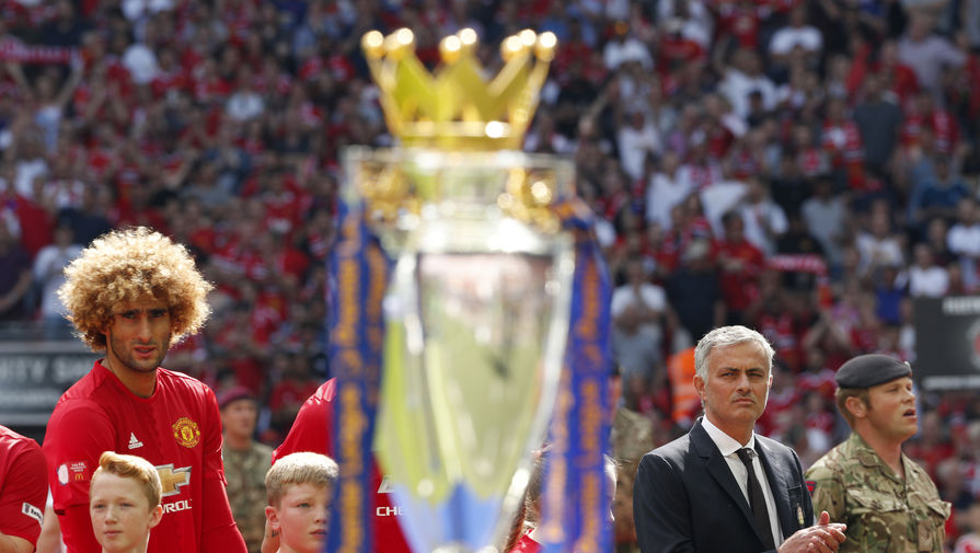 Главный тренер «Манчестер Юнайтед» Жозе Моуриньо с прицелом на трофей