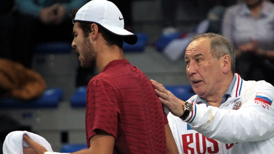 Тарпищев объяснил, в чем Хачанову необходимо искать шансы в матче с Надалем