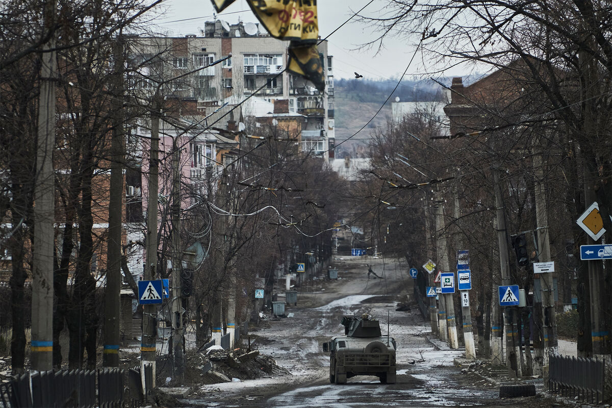 Украинские солдаты в Бахмуте, Донецкая область