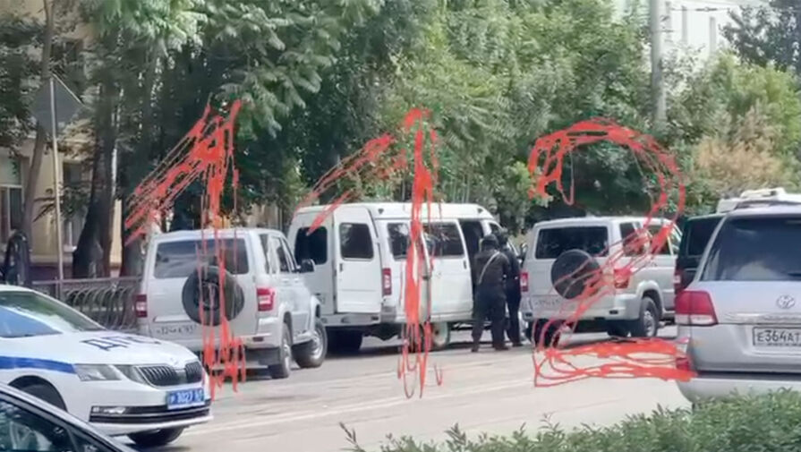 Сторонники ИГ захватили заложников в ростовском СИЗО в первый день Курбан-байрама