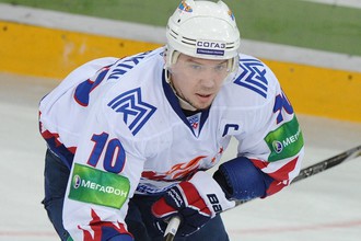 Сергей Мозякин, автор хет-трика в ворота «Авангарда»