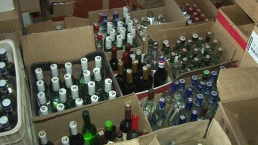 Из красноярского отдела полиции украли 500 бутылок алкоголя