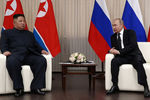 Президент России Владимир Путин и глава КНДР Ким Чен Ын во время встречи на острове Русский, 25 апреля 2019 год