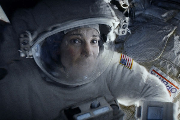Кадр из фильма «Гравитация» (2013)