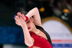 Софья Самодурова выступает в произвольной программе на чемпионате России — 2022