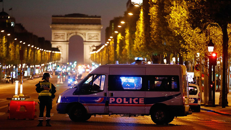 Ситуация на&nbsp;месте нападения на&nbsp;полицейских в&nbsp;центре Парижа