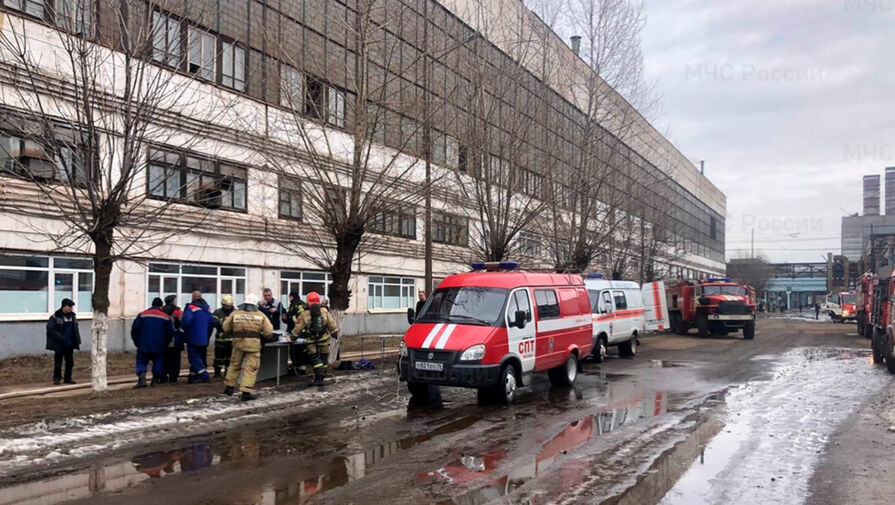 МЧС: на Ярославском моторном заводе произошел пожар
