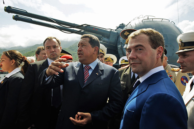 Дмитрий Медведев и Уго Чавес, 2008 год