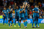 «Реал» празднует гол в ворота «Барселоны» в первом матче за Суперкубок Испании