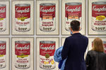 Банка супа «Кэмпбелл» получила мировую известность как арт-объект эпохи поп-арта, символ эпохи массового потребления, став источником вдохновения для серии работ художника Энди Уорхола