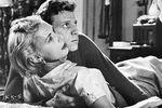 Кадр из фильма «Поцелуй убийцы» (1954)